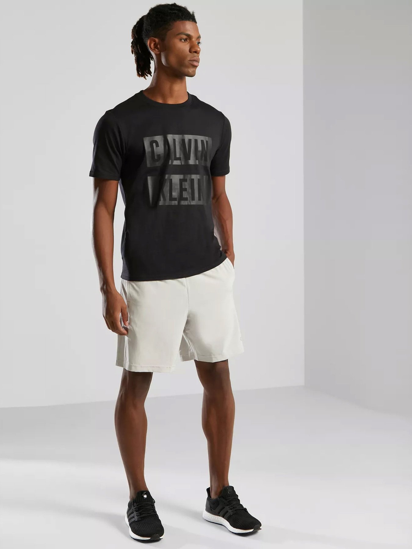 Футболки и поло Calvin Klein модель 00GMS1K140-007 Фото