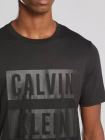 Футболки и поло Calvin Klein модель 00GMS1K140-007 Футболки и поло Calvin Klein модель 00GMS1K140-007 Фото