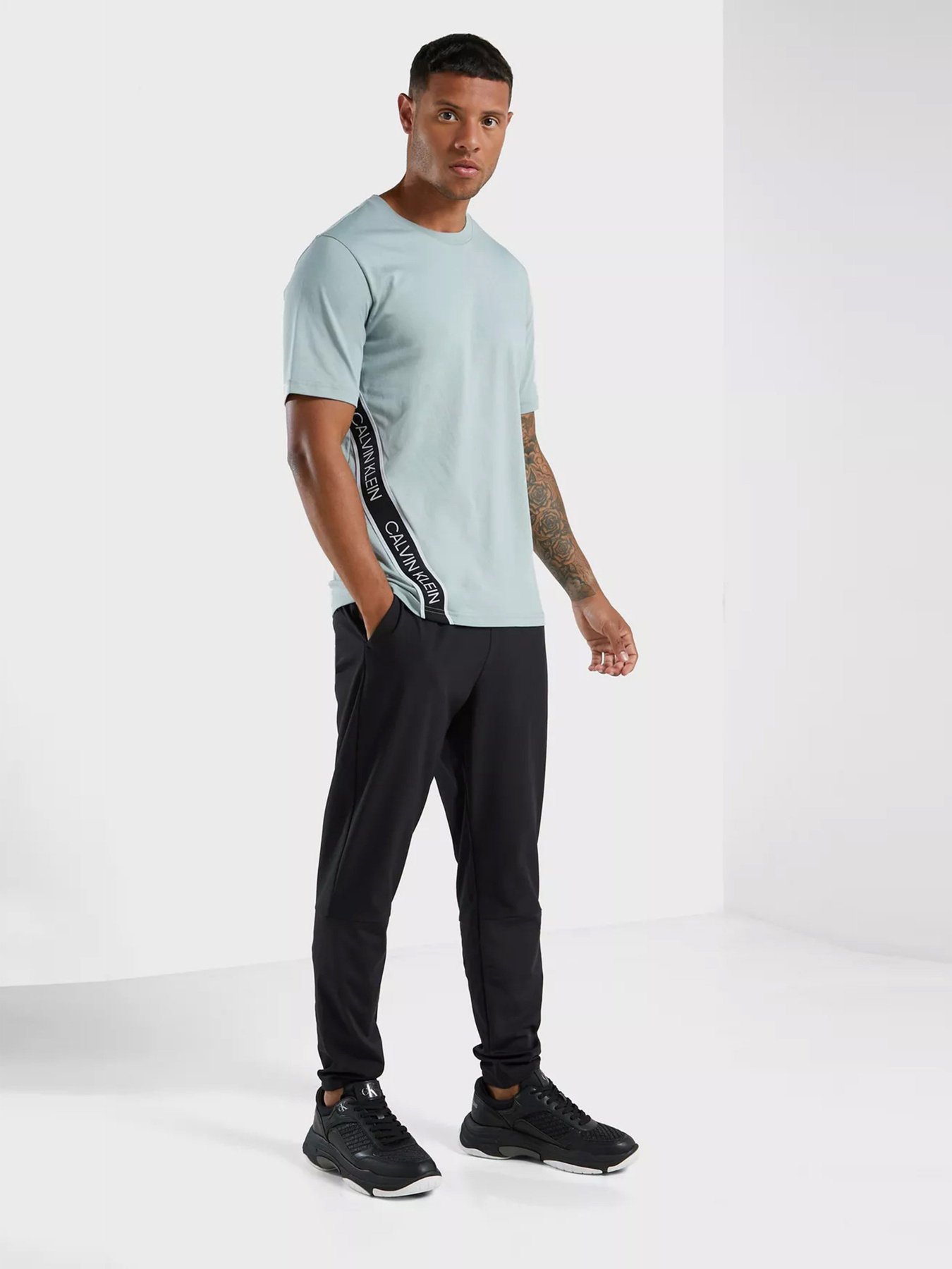 Футболки и поло Calvin Klein модель 00GMS1K263-314 Фото