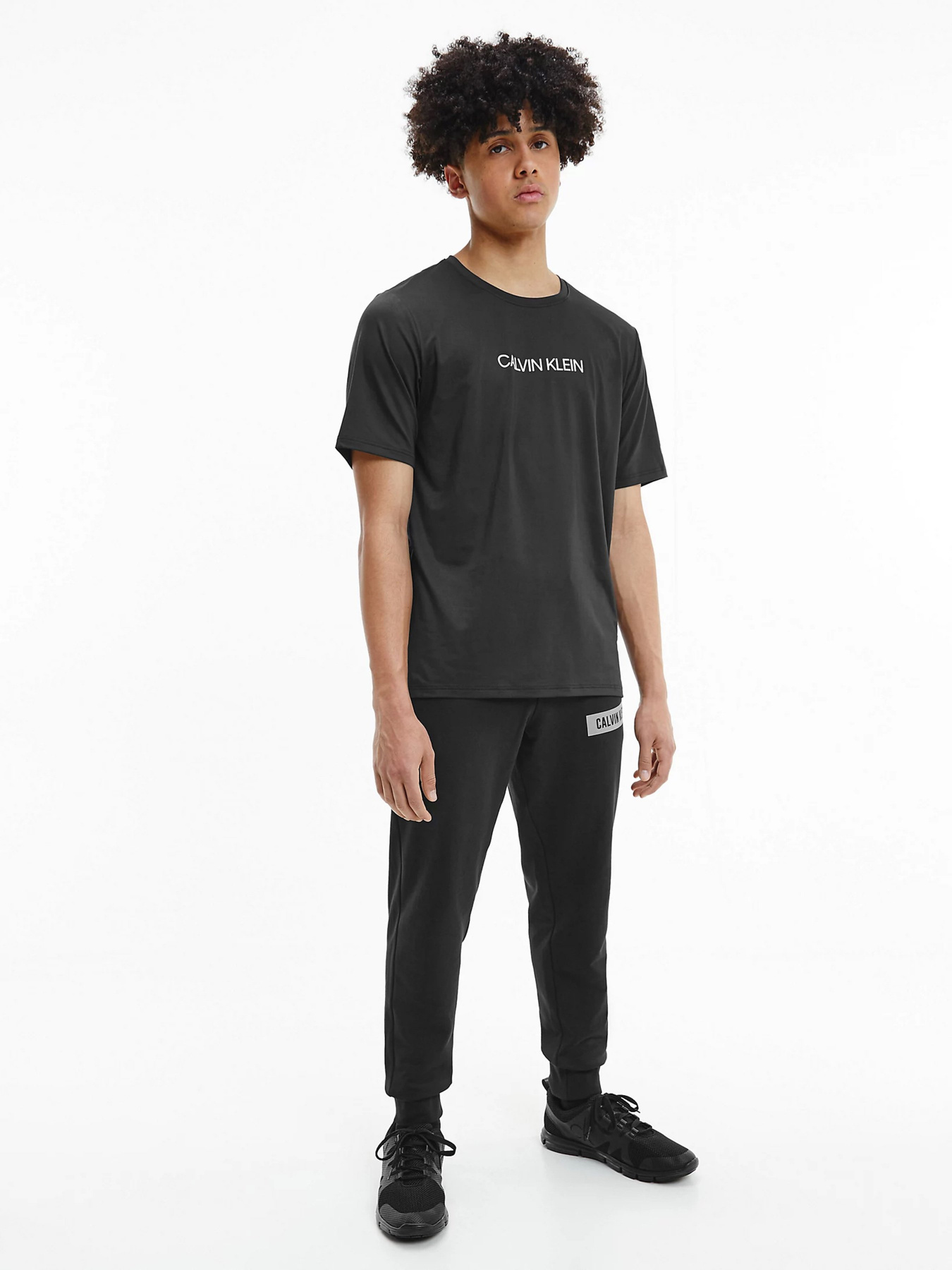 Футболки и поло Calvin Klein модель 00GMS1K265-007 Фото