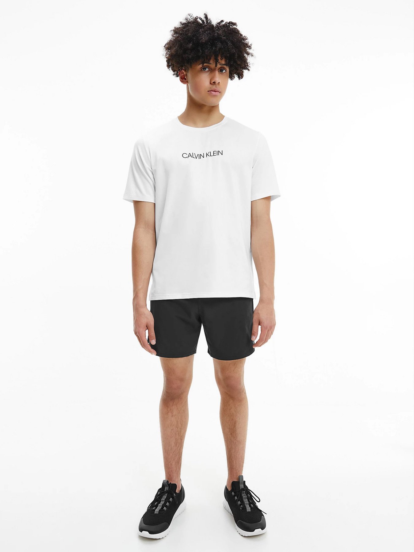 Футболки и поло Calvin Klein модель 00GMS1K265-100 Фото