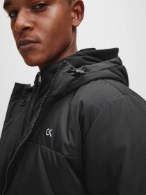 Демисезонная куртка Calvin Klein модель 00GMF0O583-007 Фото