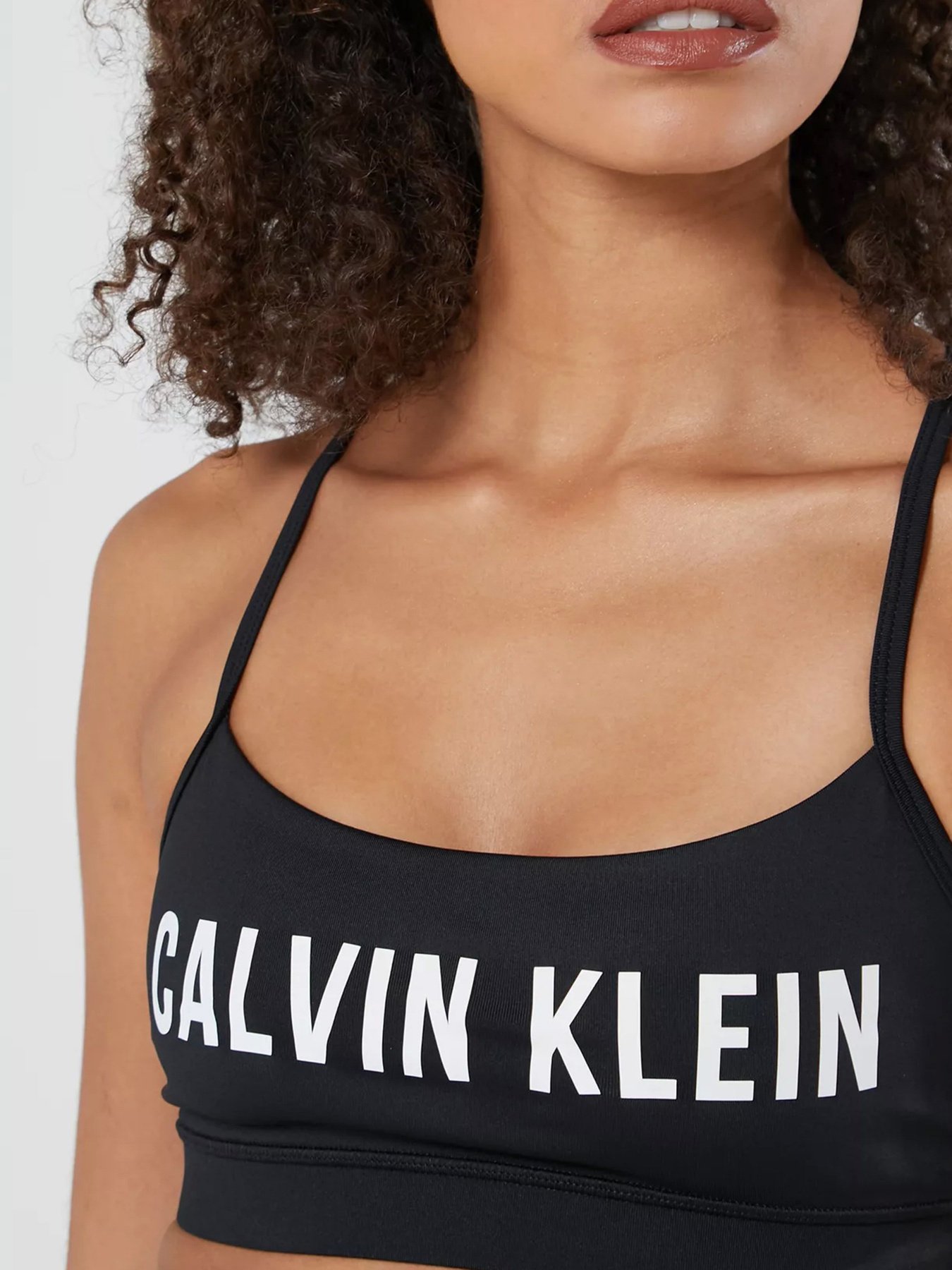 Топ Calvin Klein модель 00GWF0K155-010 Фото