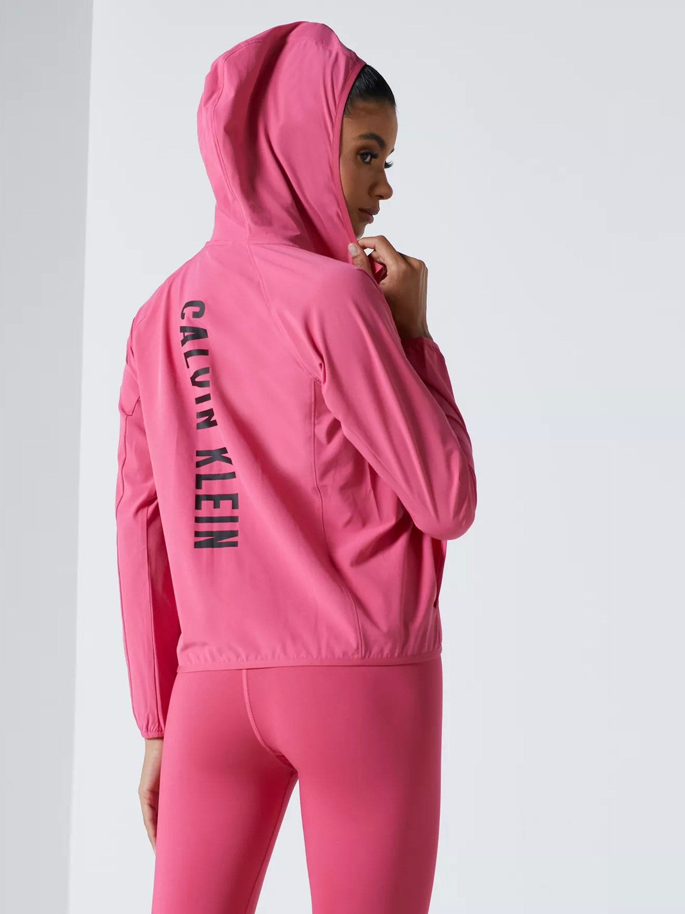 Ветровка Calvin Klein Wind модель 00GWF0O508-624 Фото