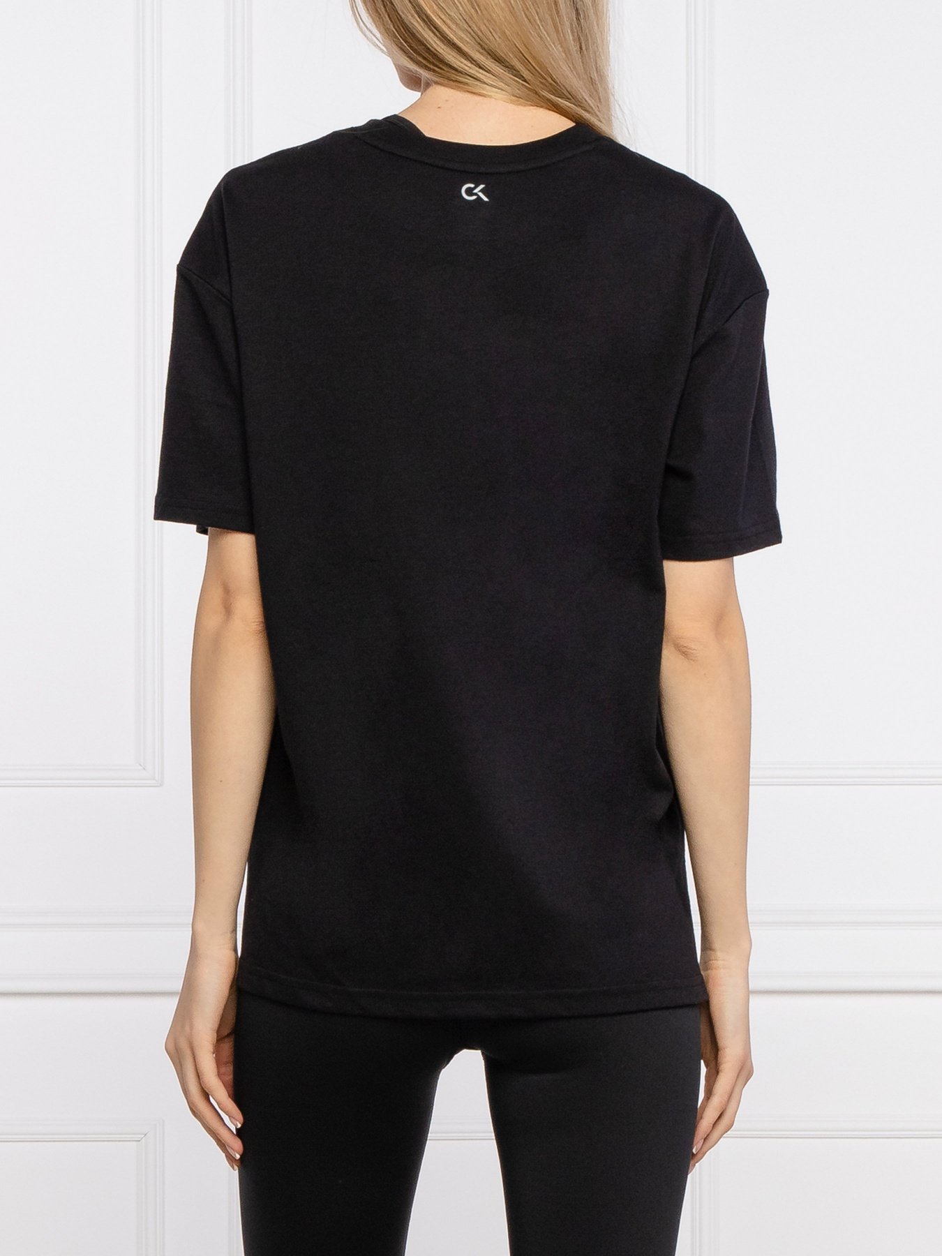Футболки и поло Calvin Klein модель 00GWS1K109-007 Фото