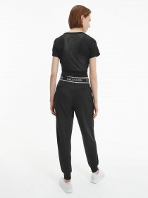 Спортивна футболка Calvin Klein Mesh Back Cropped модель 00GWS1K132-007 Спортивна футболка Calvin Klein Mesh Back Cropped модель 00GWS1K132-007 Фото