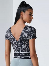 Футболки и поло Calvin Klein модель 00GWS1K145-003 Фото
