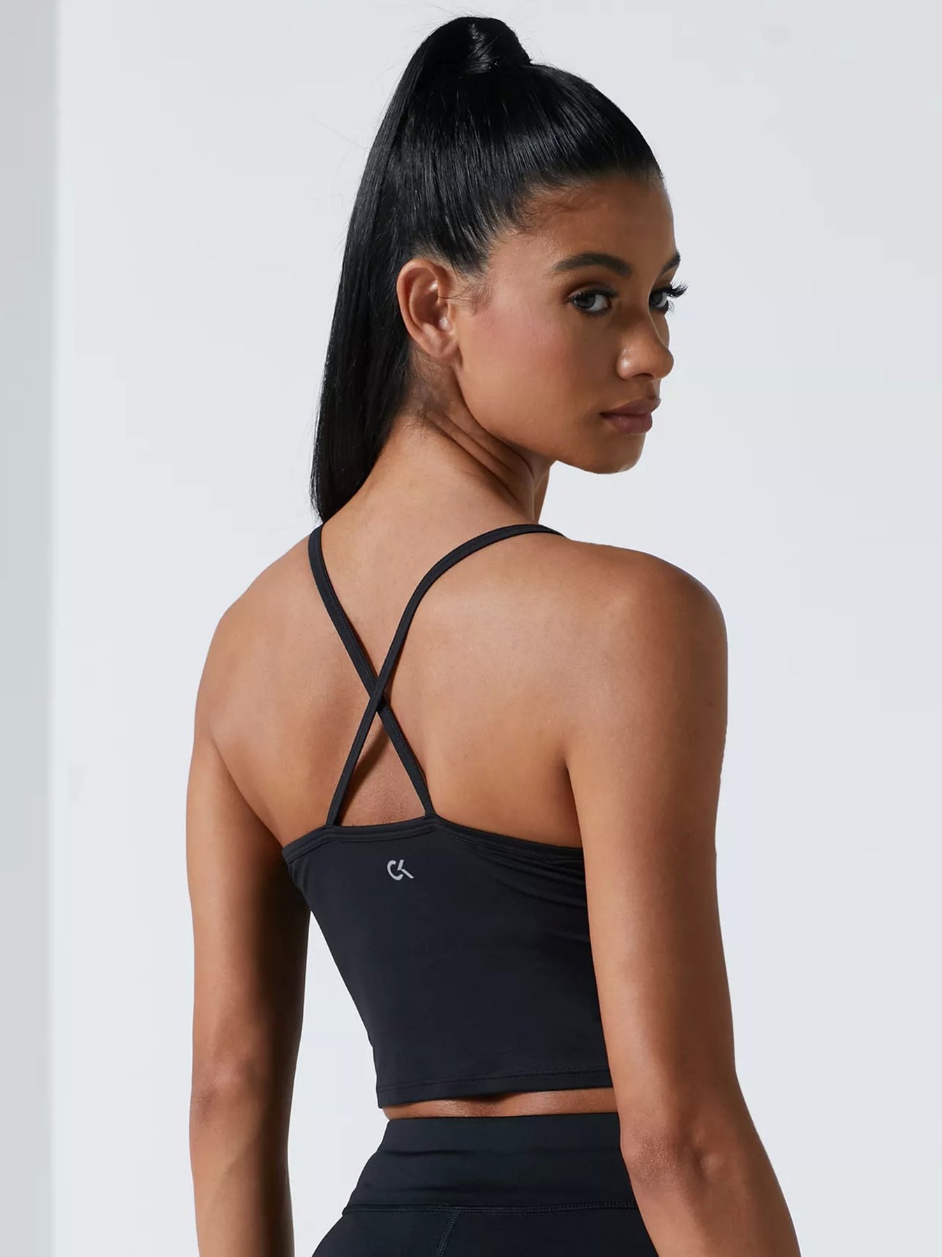 Топ Calvin Klein модель 00GWS1K163-007 Фото