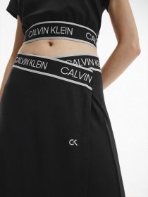 Юбки Calvin Klein модель 00GWS1T958-007 Фото