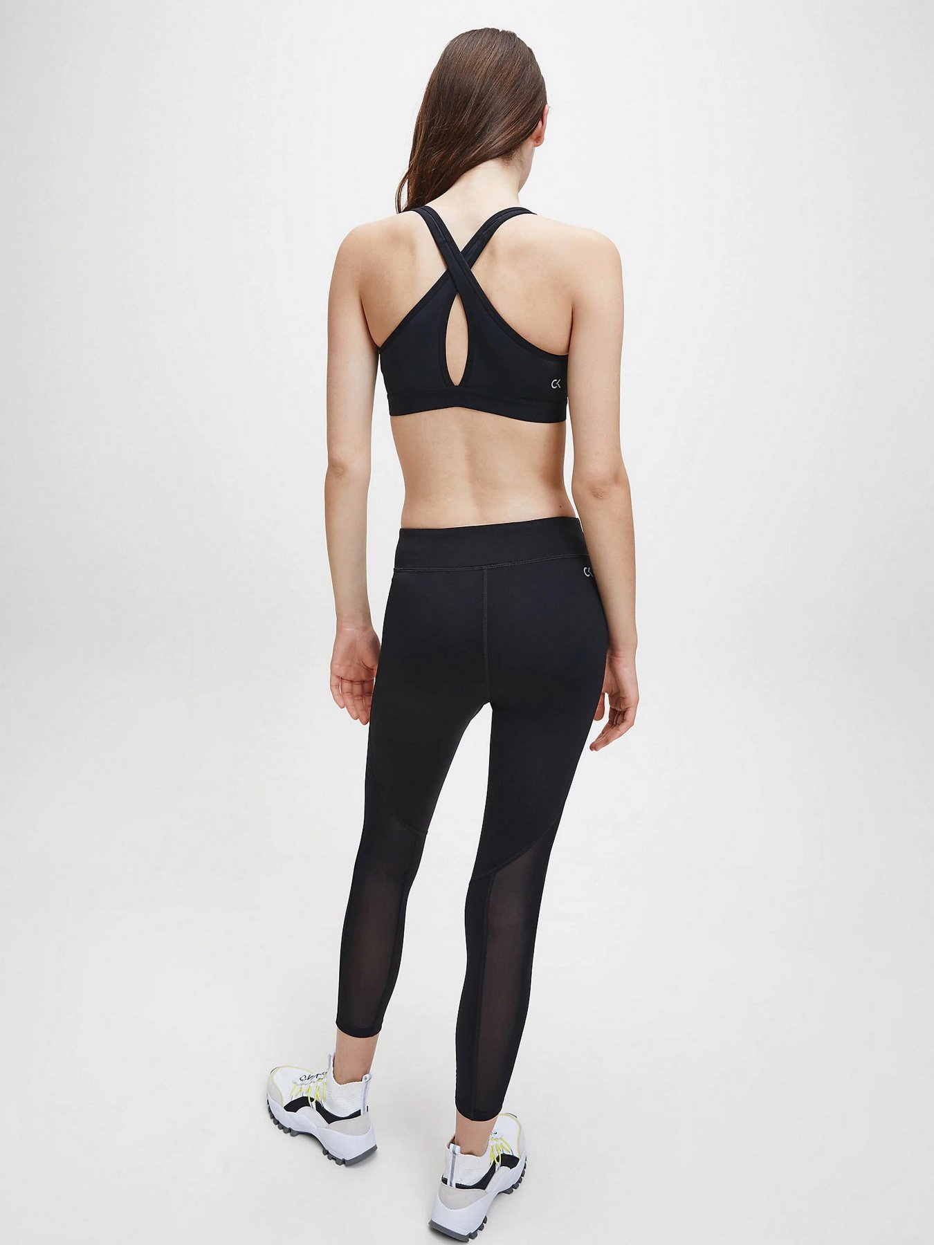 Топ Calvin Klein модель 00GWS0K137-002 Фото