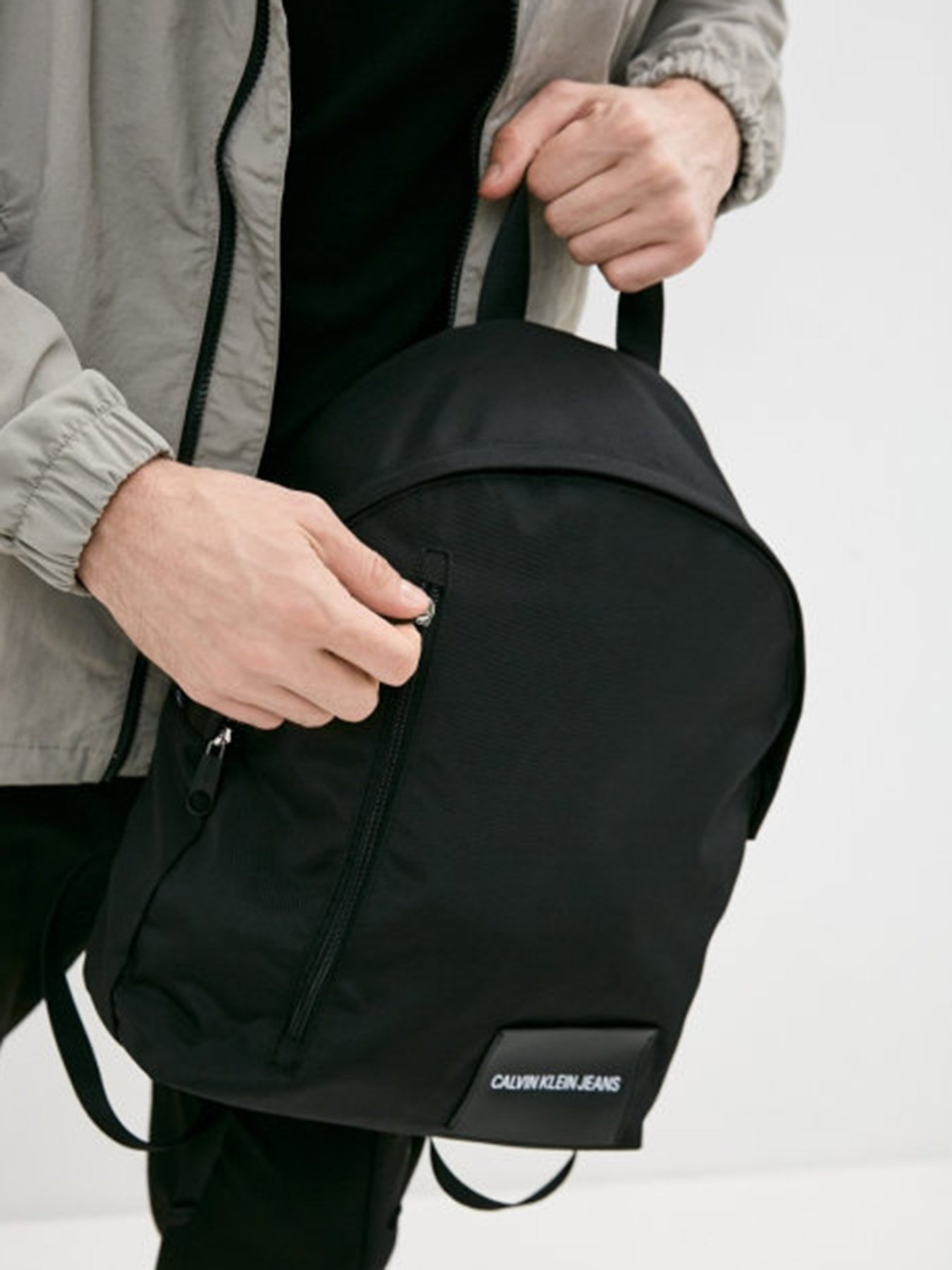 Рюкзаки Calvin Klein модель K50K506355_BDS0 Рюкзаки Calvin Klein модель K50K506355_BDS0 Фото