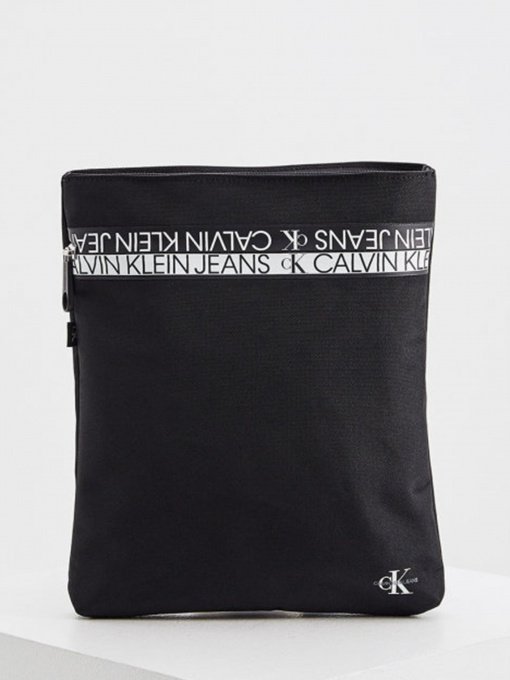Мессенджер Calvin Klein модель K50K506539_BDS0 Фото