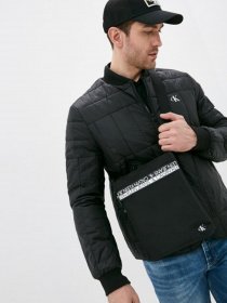 Мессенджер Calvin Klein модель K50K506539_BDS0 Фото