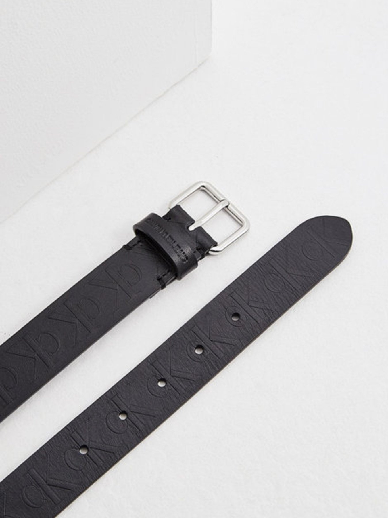 Ремни Calvin Klein модель K60K607739_BDS0 Фото