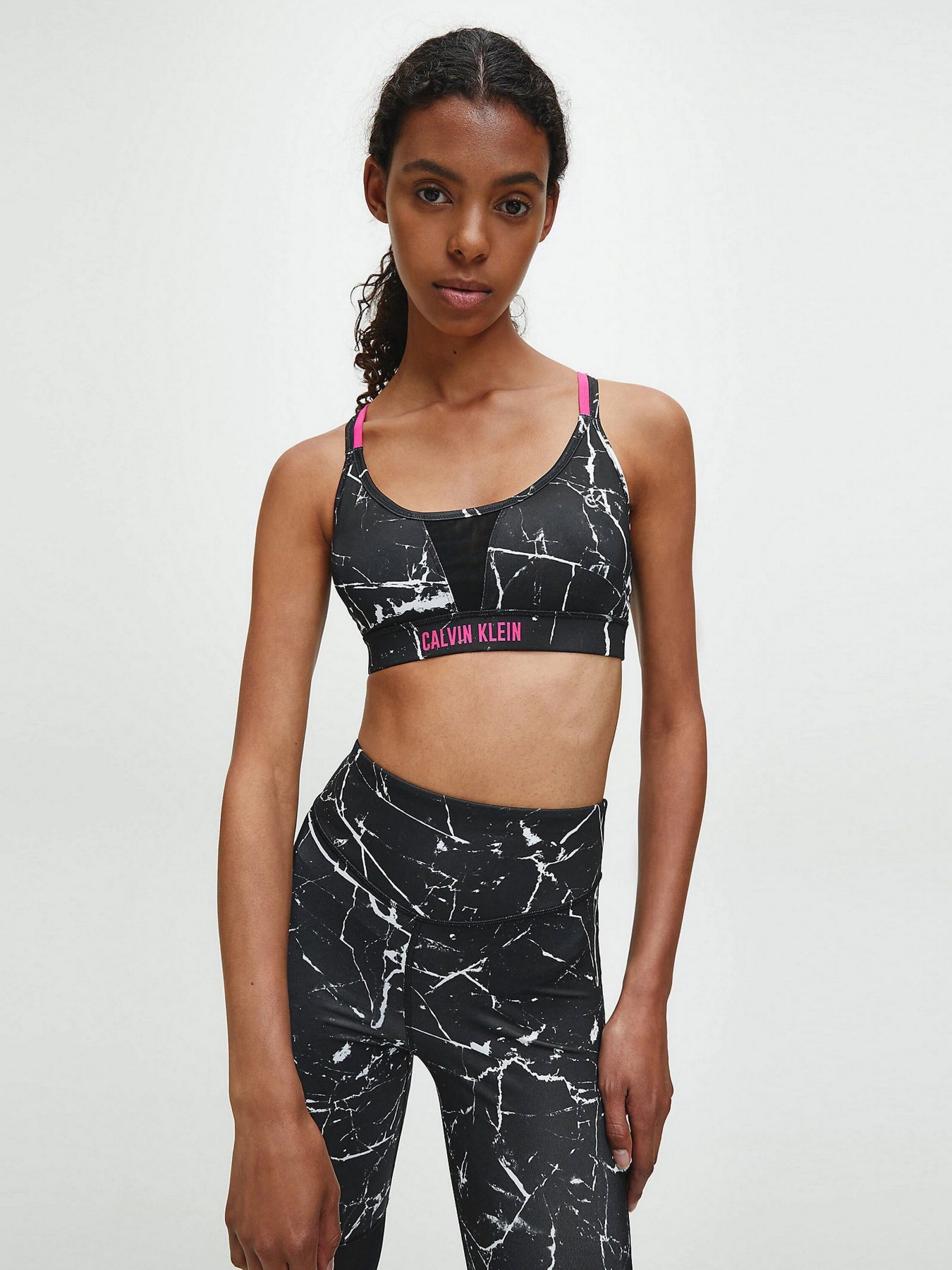 Спортивний топ Calvin Klein Low Support модель 00GWT0K114-007 Спортивний топ Calvin Klein Low Support модель 00GWT0K114-007 Фото