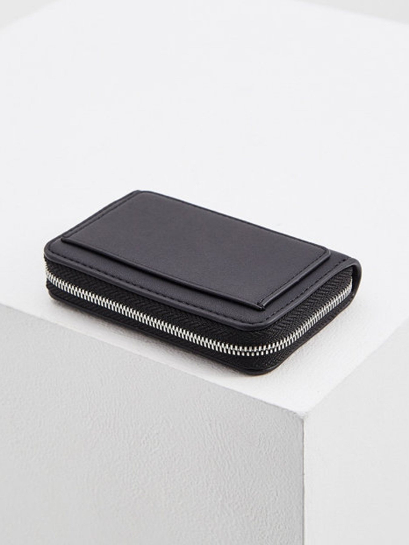 Гаманець Calvin Klein модель K60K608007_BDS0 Фото