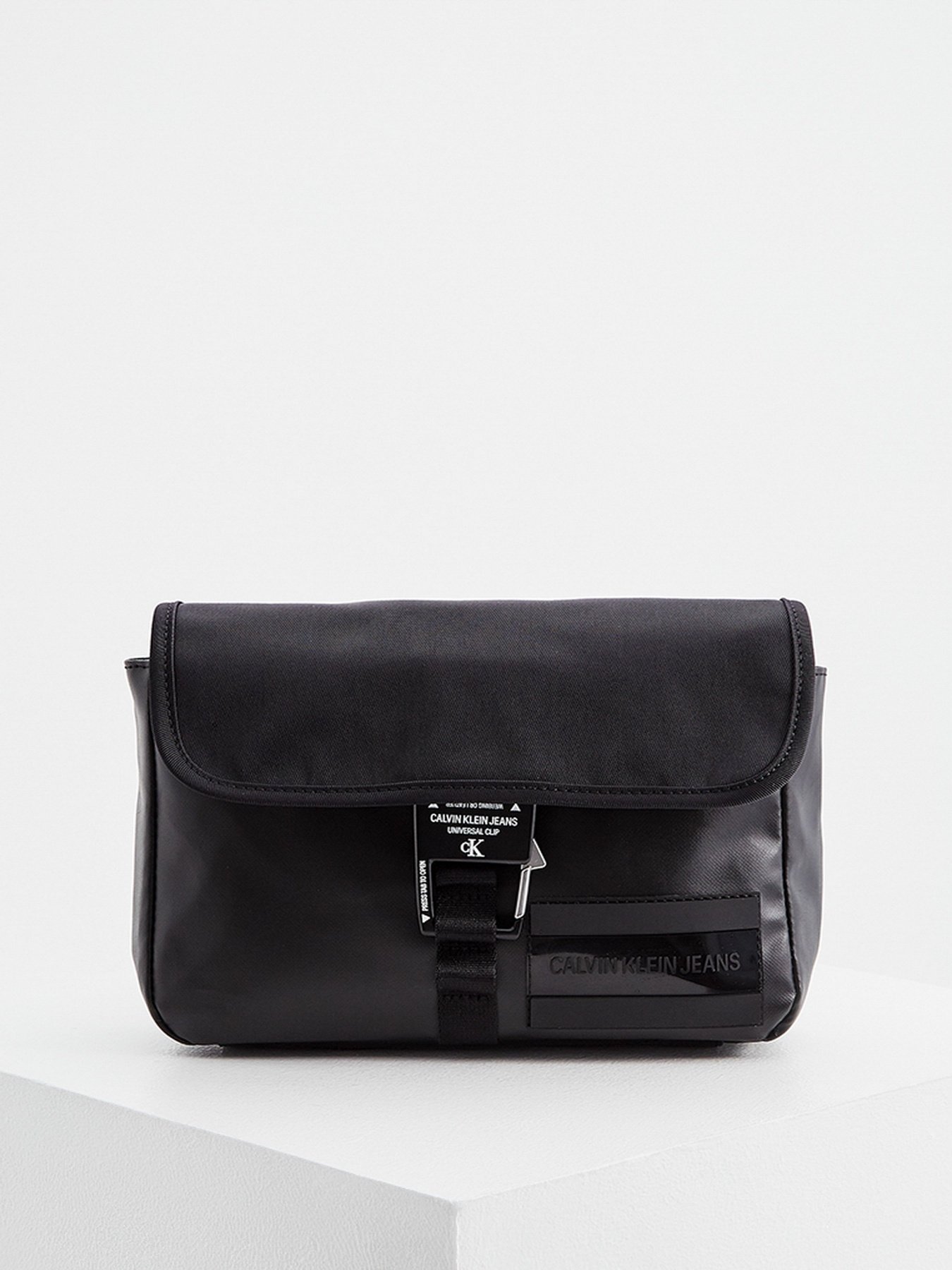 Крос-боді Calvin Klein модель K50K506360_BDS0 Фото