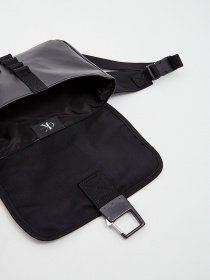 Крос-боді Calvin Klein модель K50K506360_BDS0 Фото