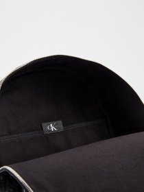 Рюкзаки Calvin Klein модель K50K506375_BDS0 Фото