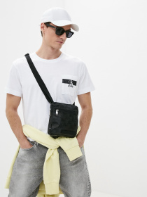 Крос-боді Calvin Klein модель K50K506472_BDS0 Фото