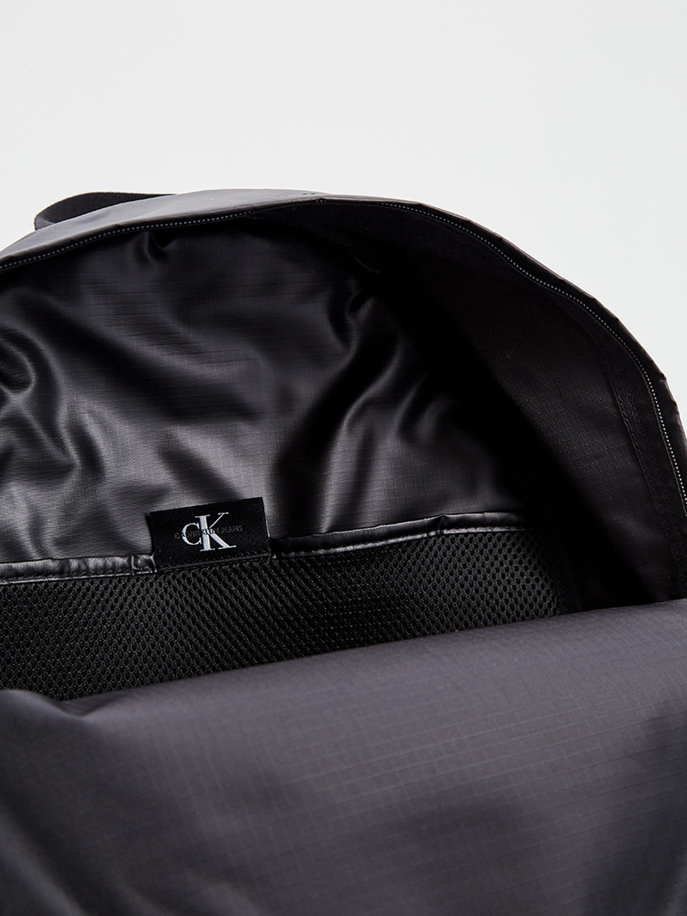 Рюкзаки Calvin Klein Campus BP модель K50K506639_BDS0 Фото