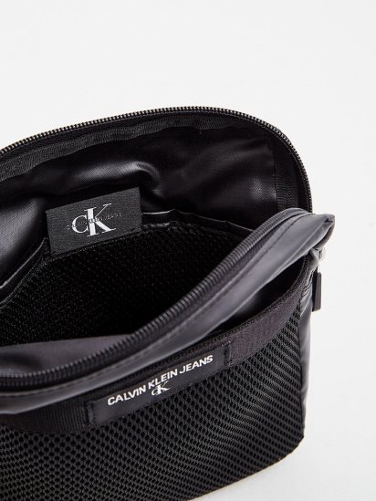 Кросс-боди Calvin Klein модель K50K506641_BDS0 — фото 4 - INTERTOP