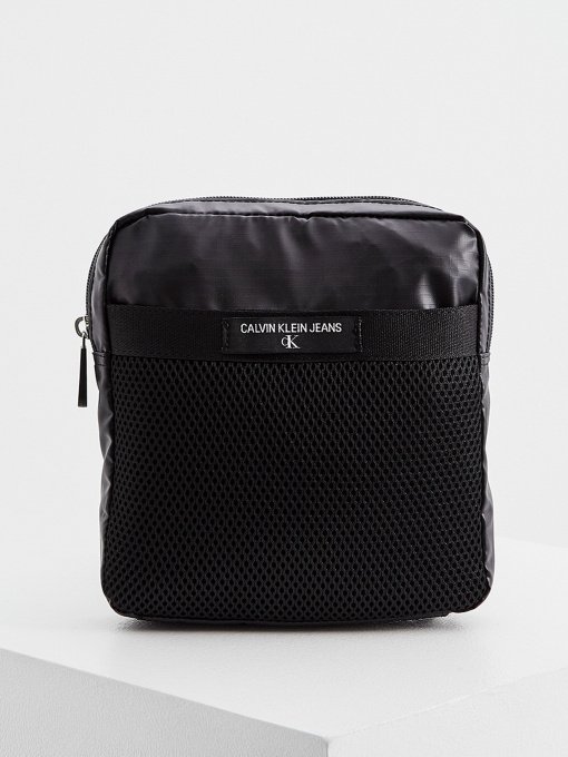 Кросс-боди Calvin Klein модель K50K506641_BDS0 Фото
