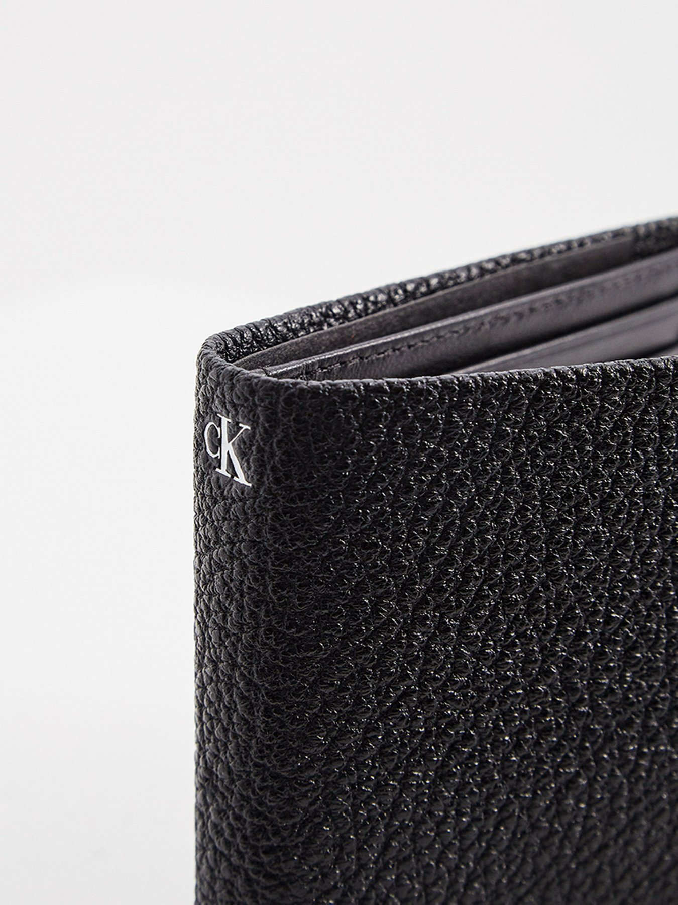 Кошелек Calvin Klein модель K50K506793_BDS0 Фото