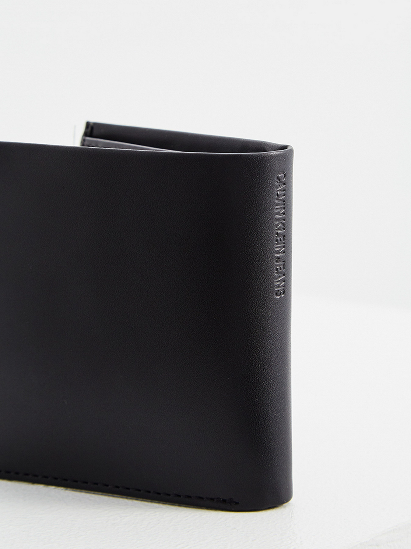 Кошелек Calvin Klein модель K50K506806_BDS0 Фото