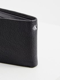 Кошелек Calvin Klein модель K50K506811_BDS0 Фото