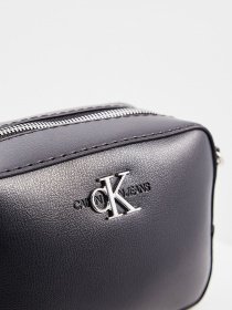 Кросс-боди Calvin Klein модель K60K607485_BDS0 Фото