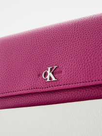 Гаманець Calvin Klein модель K60K608012_VIB0 Фото