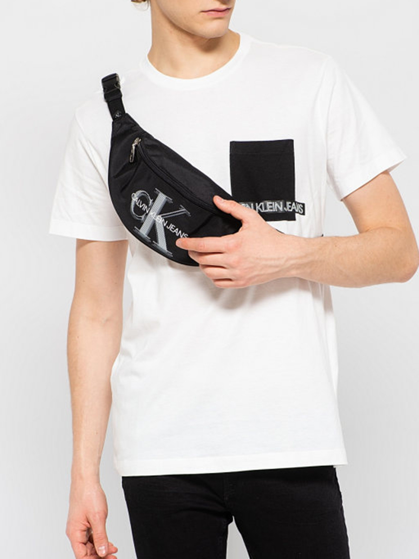 Поясна сумка Calvin Klein модель K50K506130_BDS0 Фото