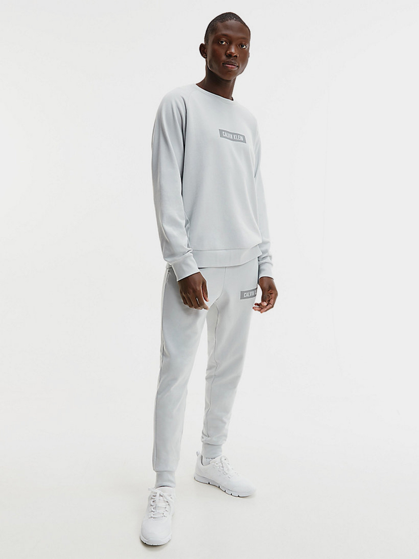 Джемпер Calvin Klein модель 00GMS1W360-004 Фото