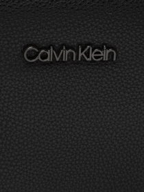 Поясная сумка Calvin Klein модель K50K506312_BAX Фото