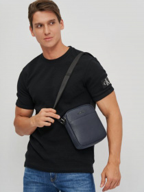 Мессенджер Calvin Klein модель K50K506314_CEF Фото