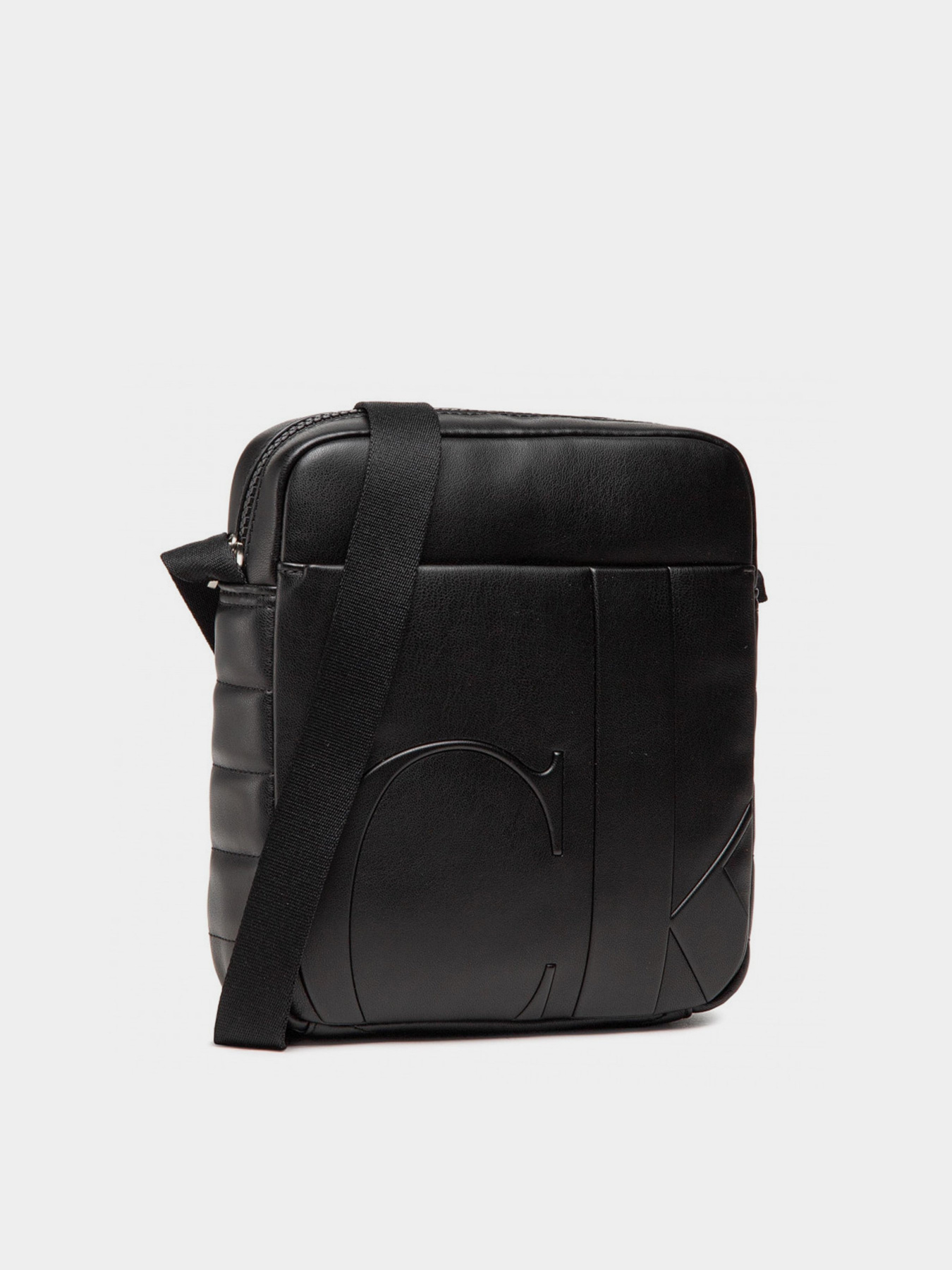 Мессенджер Calvin Klein модель K50K506953_BDS Фото