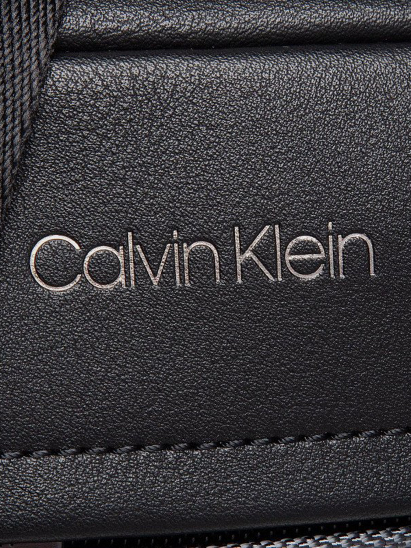 Мессенджер Calvin Klein модель K50K506975_PA3 Фото
