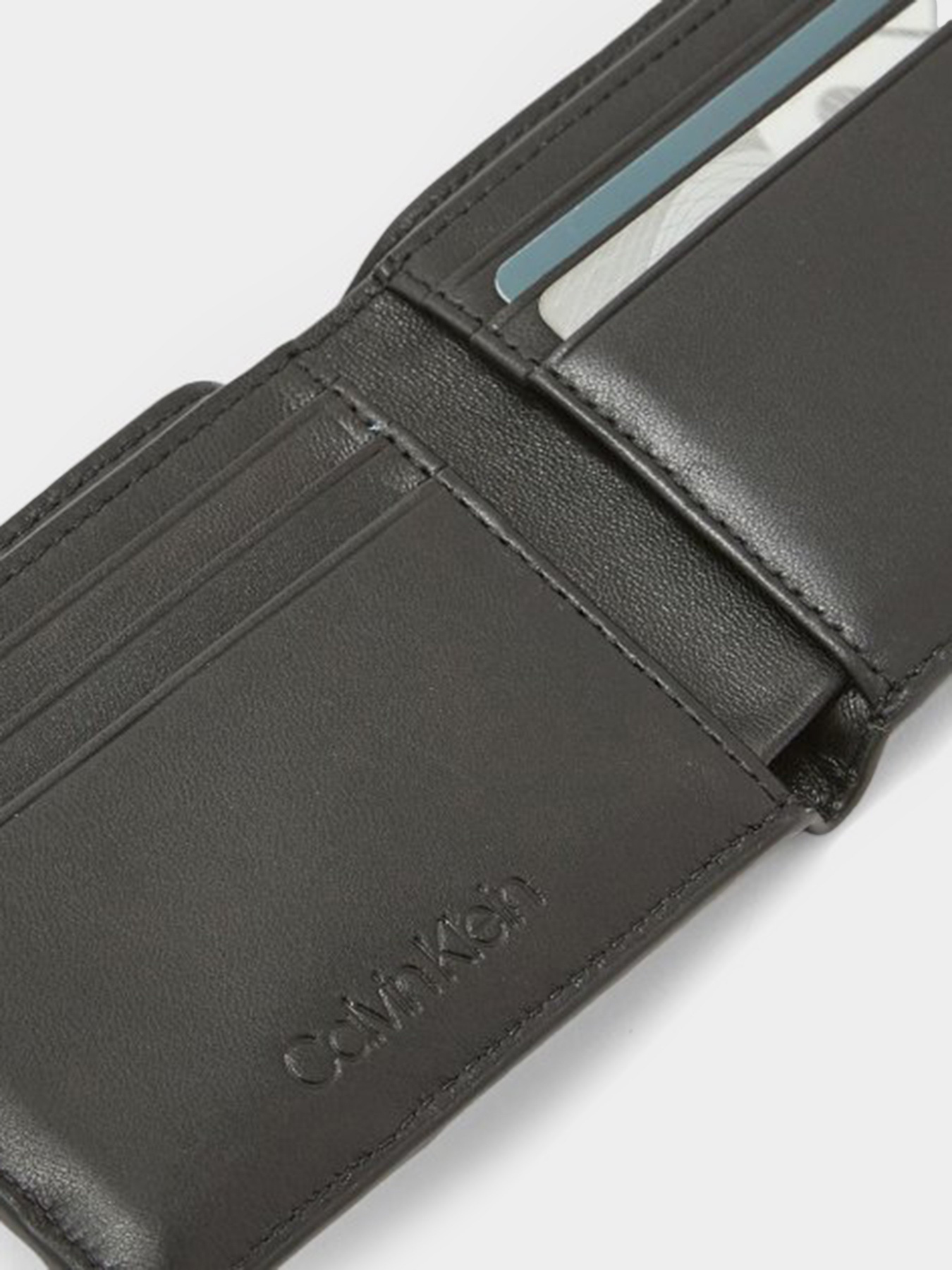 Кошелек Calvin Klein Bifold 6cc модель K50K507004_00Z Фото