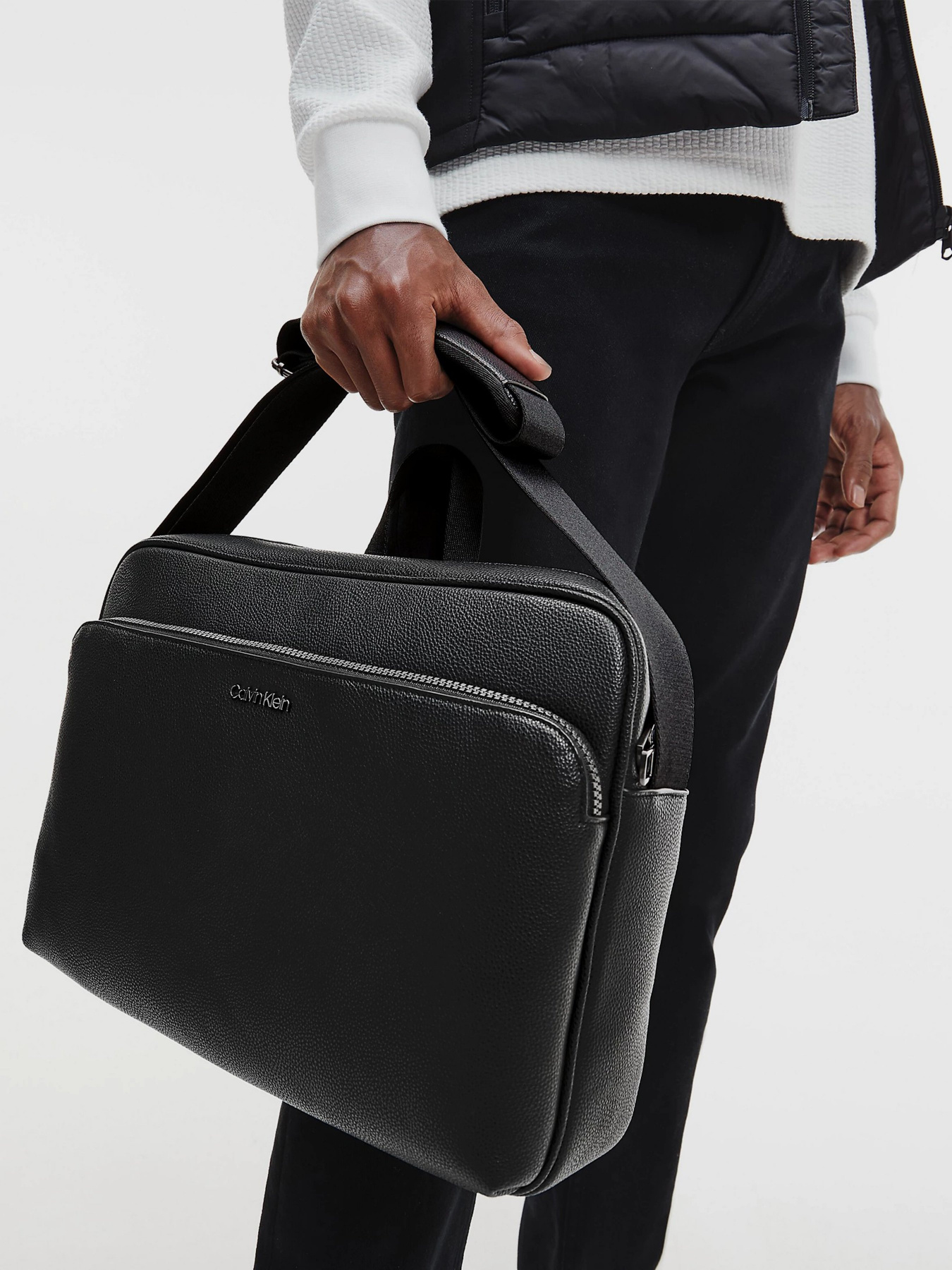 Сумка для ноутбука Calvin Klein модель K50K507152_BAX Фото