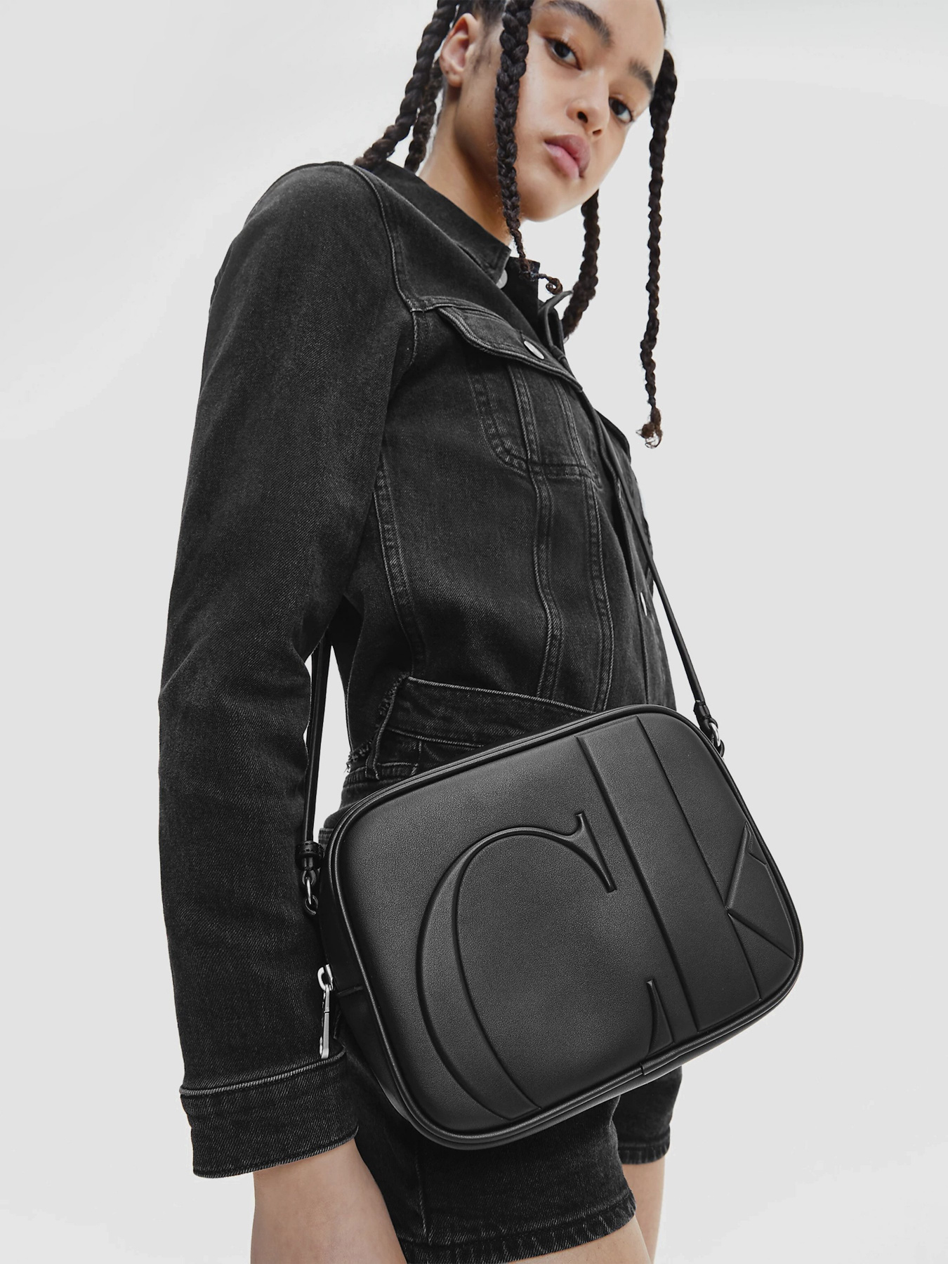 Крос-боді Calvin Klein модель K60K608225_BDS Фото