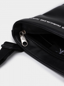 Мессенджер Calvin Klein модель K50K507211_BDS Фото