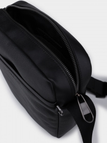 Мессенджер Calvin Klein модель K50K507307_BAX Фото