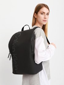 Рюкзаки Calvin Klein модель K50K507322_BAX Рюкзаки Calvin Klein модель K50K507322_BAX Фото