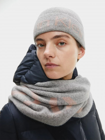 Шапка Calvin Klein модель K60K608518_0IQ Фото