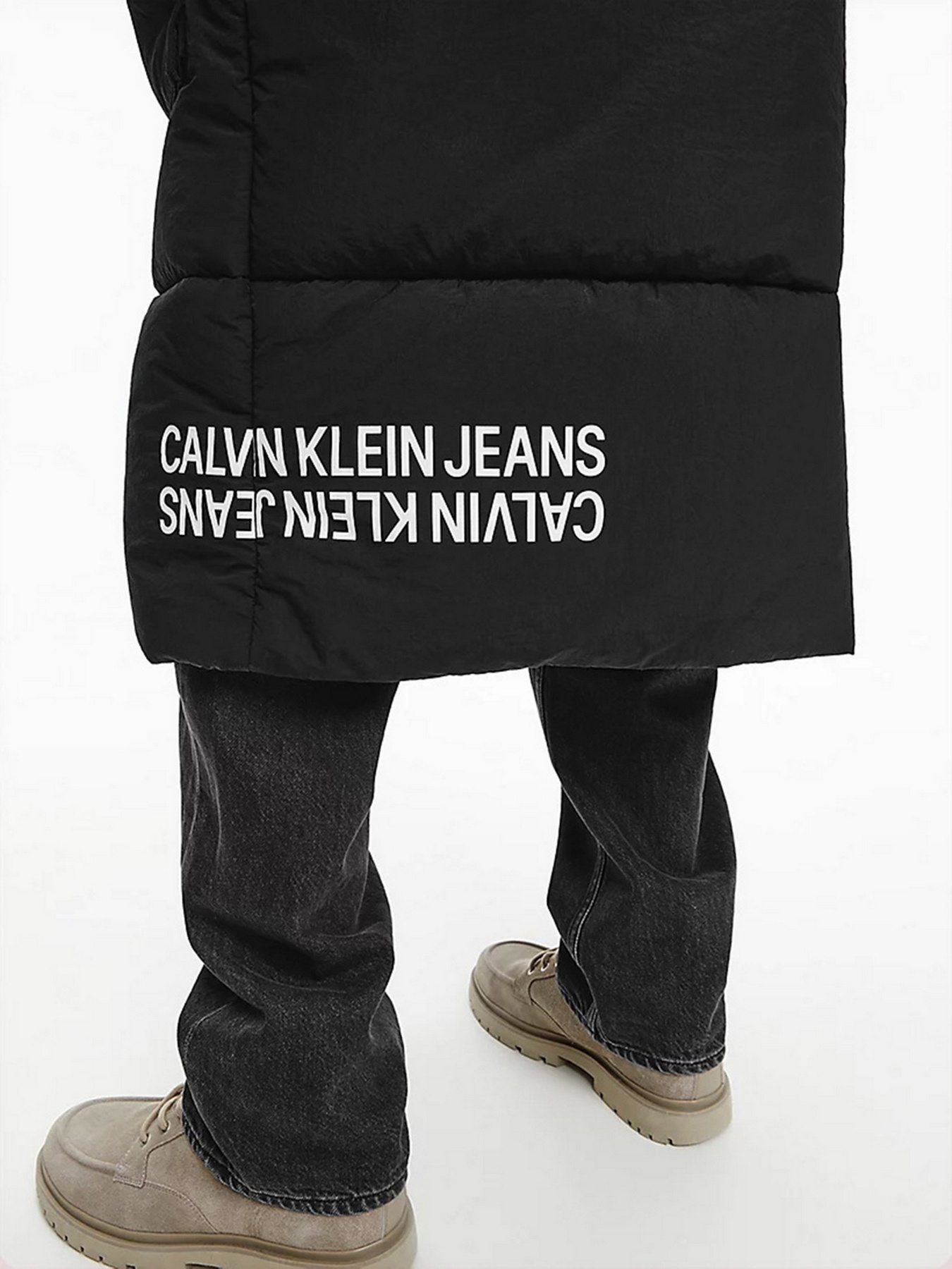 Пуховик Calvin Klein Sustainable Crinkle модель J30J318656_BEH Фото