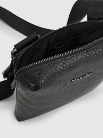 Мессенджер Calvin Klein модель K50K507957_BAX Мессенджер Calvin Klein модель K50K507957_BAX Фото