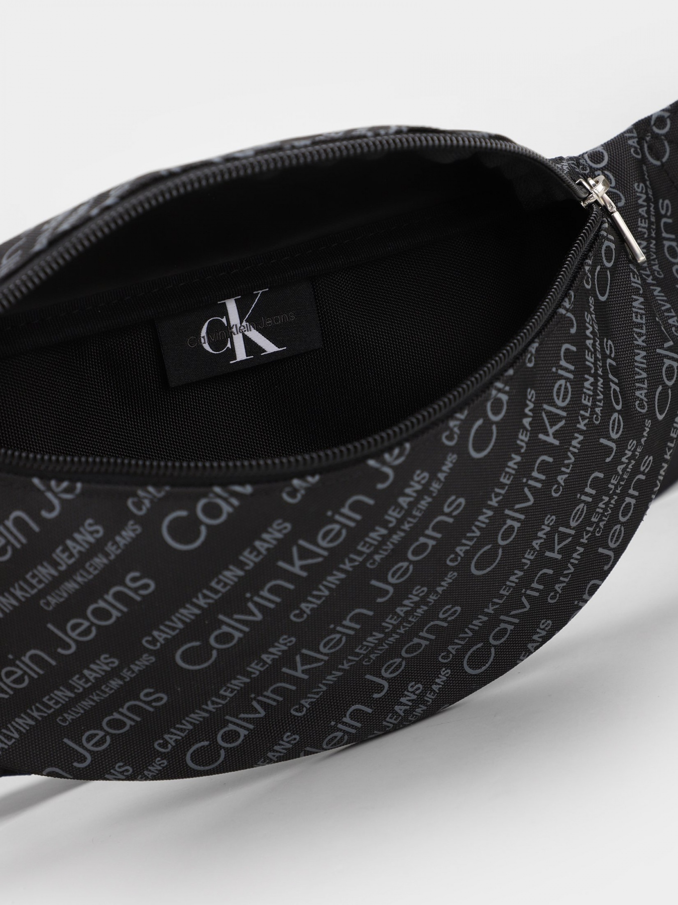 Поясна сумка Calvin Klein модель K50K508193_01A Фото