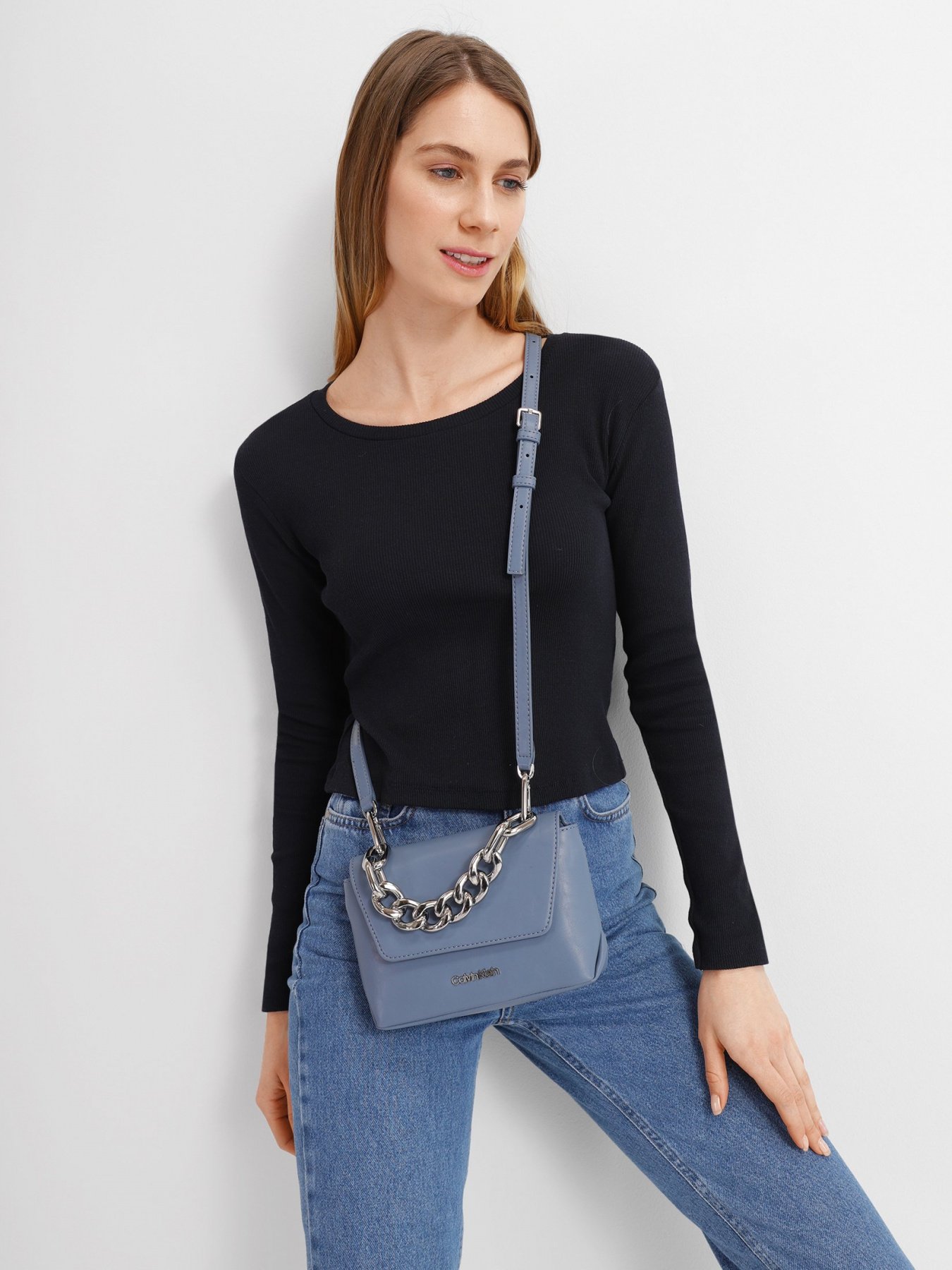 Кросс-боди Calvin Klein модель K60K608742_PB4 Фото