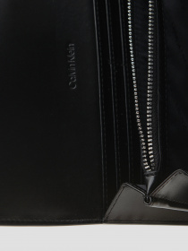 Кошелек Calvin Klein модель K60K608760_0GJ Фото